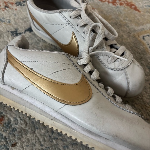 Nike Women's Cortez Sneakers in Off White and Gold - Picture 5 of 12